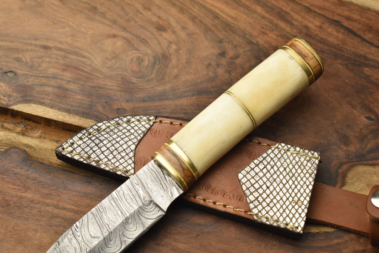 Damascus Bowie Knife with Camel Bone Handle for Hunting and Fishing