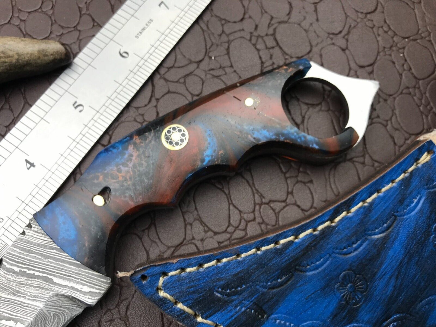 8" Handmade Best Karambit Knife Full Tang Damascus Steel Karambit with Resin Handle
