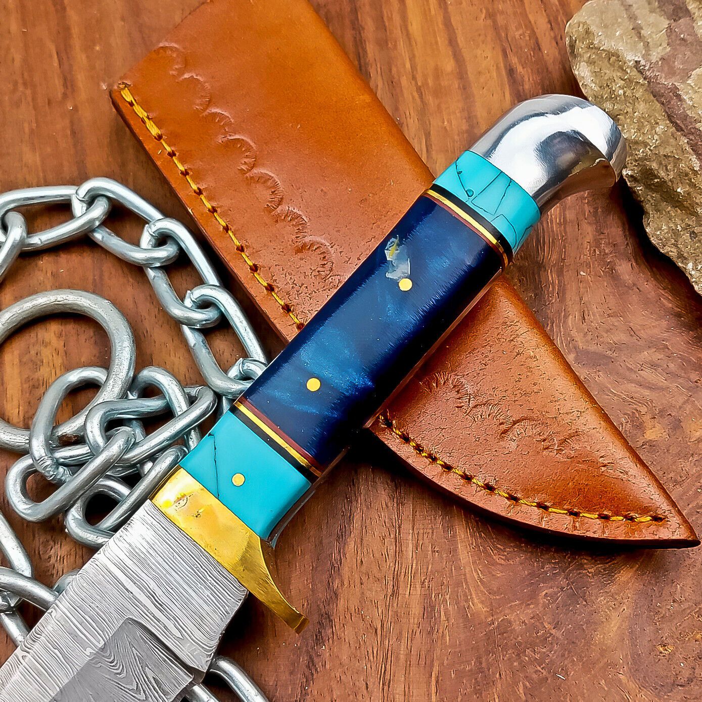 9" Damascus Steel Hunting Knife with Resin Handle – Hand Forged with Leather Sheath