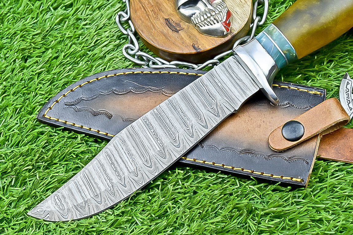 Damascus Steel Bowie Knife –Resin Handle & Leather Sheath