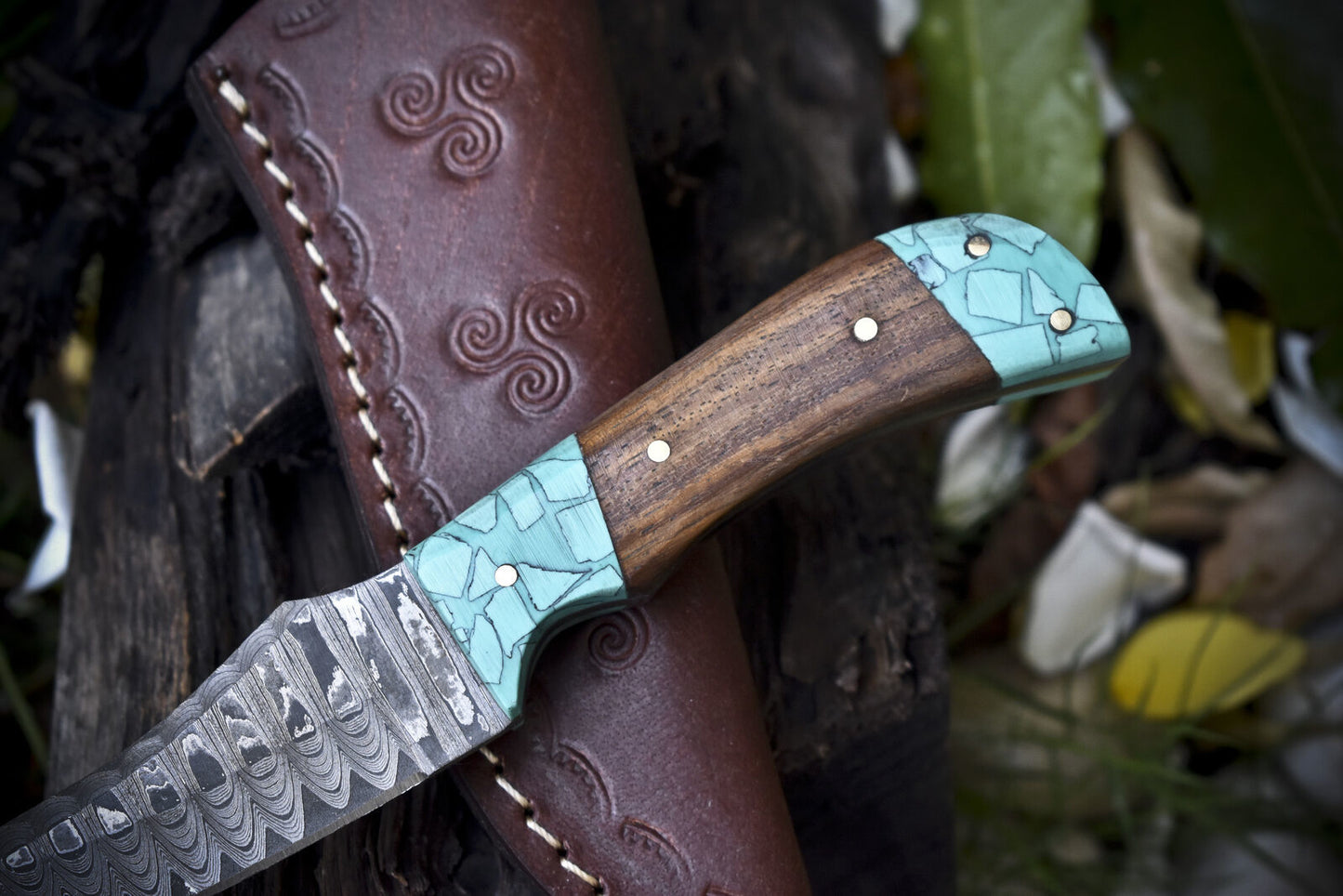 7.5" Ladder Damascus Skinner Knife with Walnut Wood Handle | Handmade Camping Blade