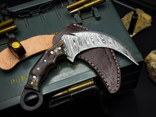 8” Handmade Damascus Karambit Knife Full Tang Damascus Steel with Horn Handle