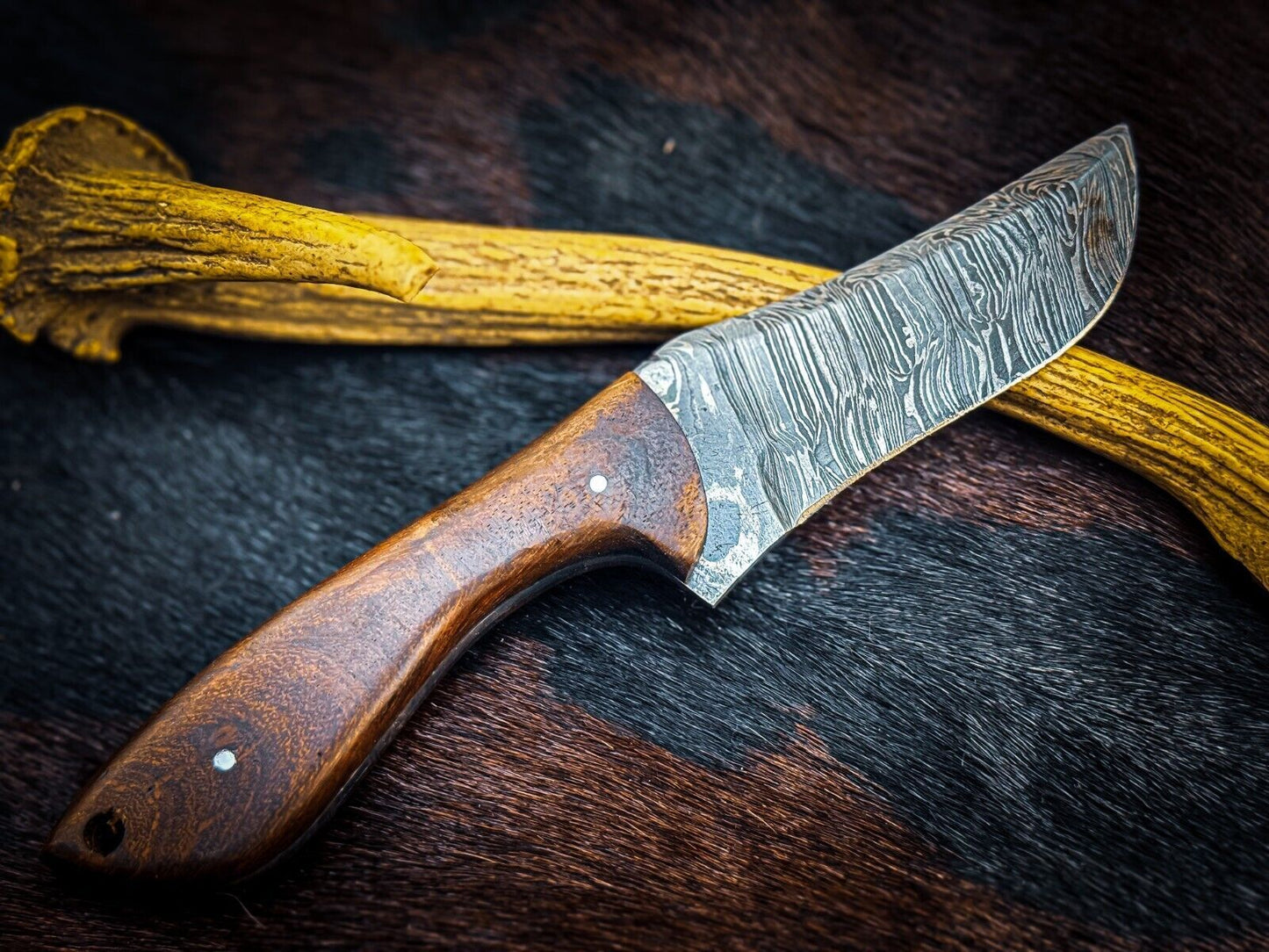 Custom Handmade Damascus Steel Hunting Skinner Knife with Wood Handle and Leather Sheath