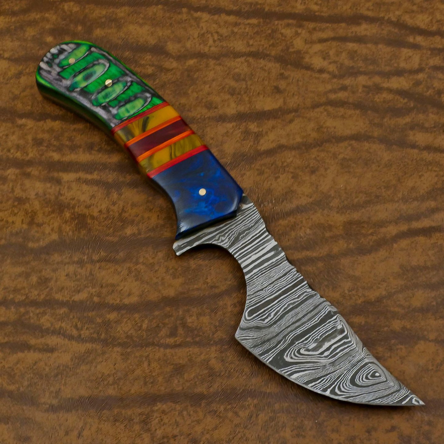 Handmade Damascus Skinner Knife with Resin Wood Handle for EDC and Hunting