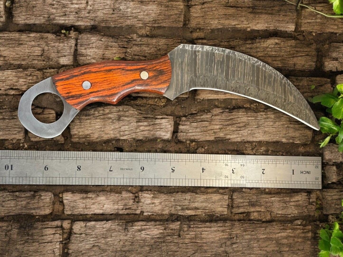 Damascus Karambit Knife 9.5” Karambit Damascus Steel Hunting Knife With Pakka Wood Handle