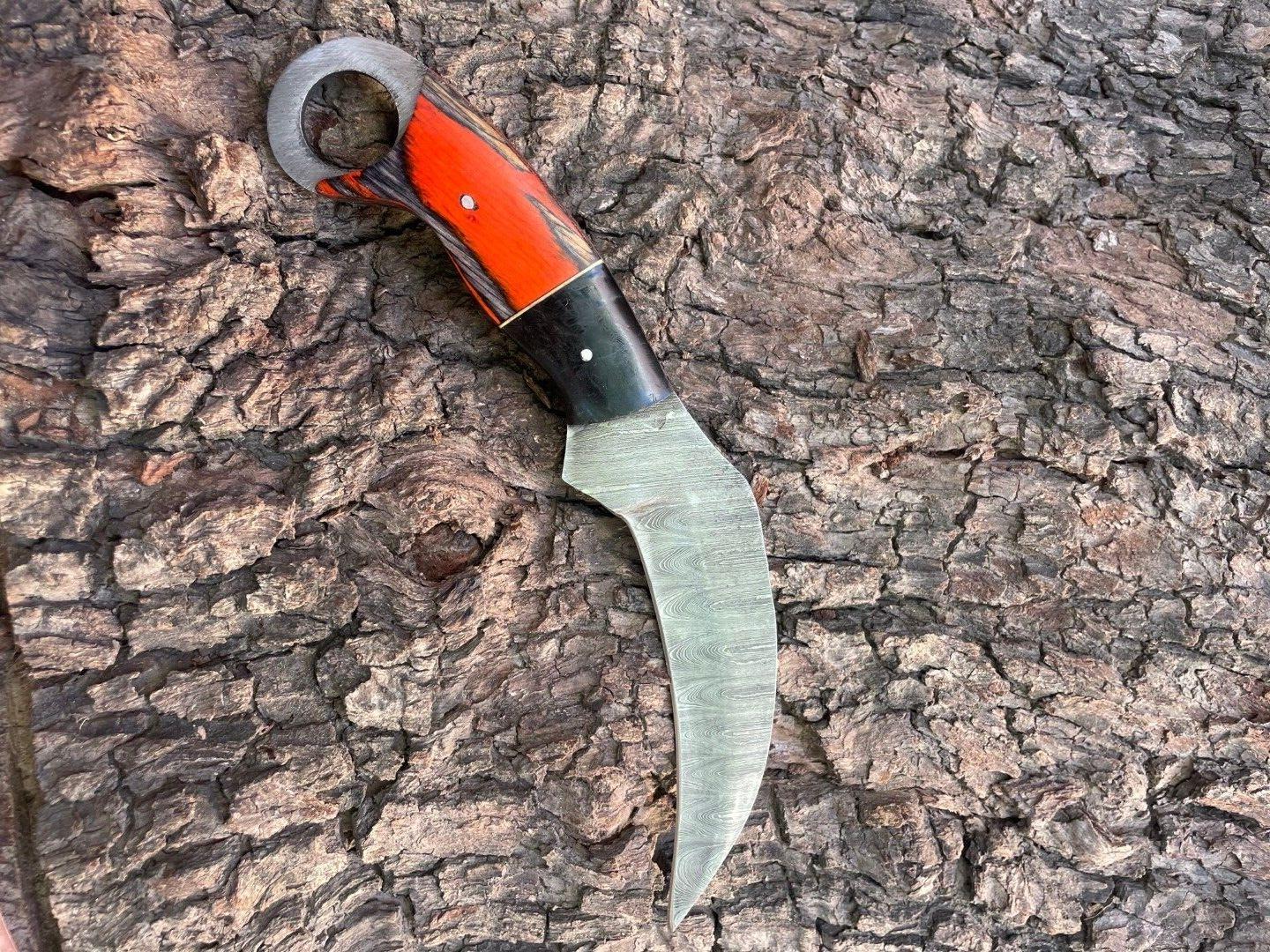 Handmade 9” Damascus Karambit Knife With Wood Handle  Best Karambit Knife