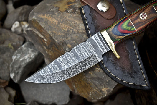 Custom Twist Damascus Skinner Knife with Hard Wood Handle and Brass Guard – Tactical Hunting Knife