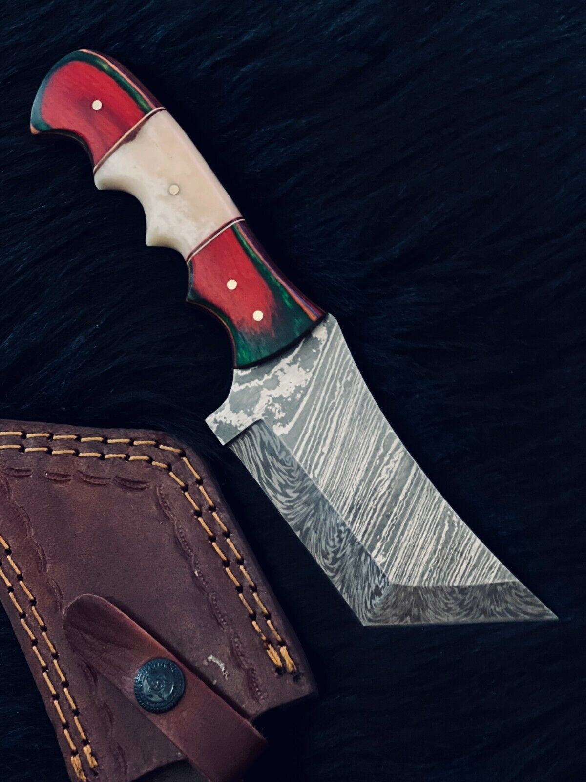 8.5" Twist Damascus Bowie Knife – Camel Bone & Wood Handle
