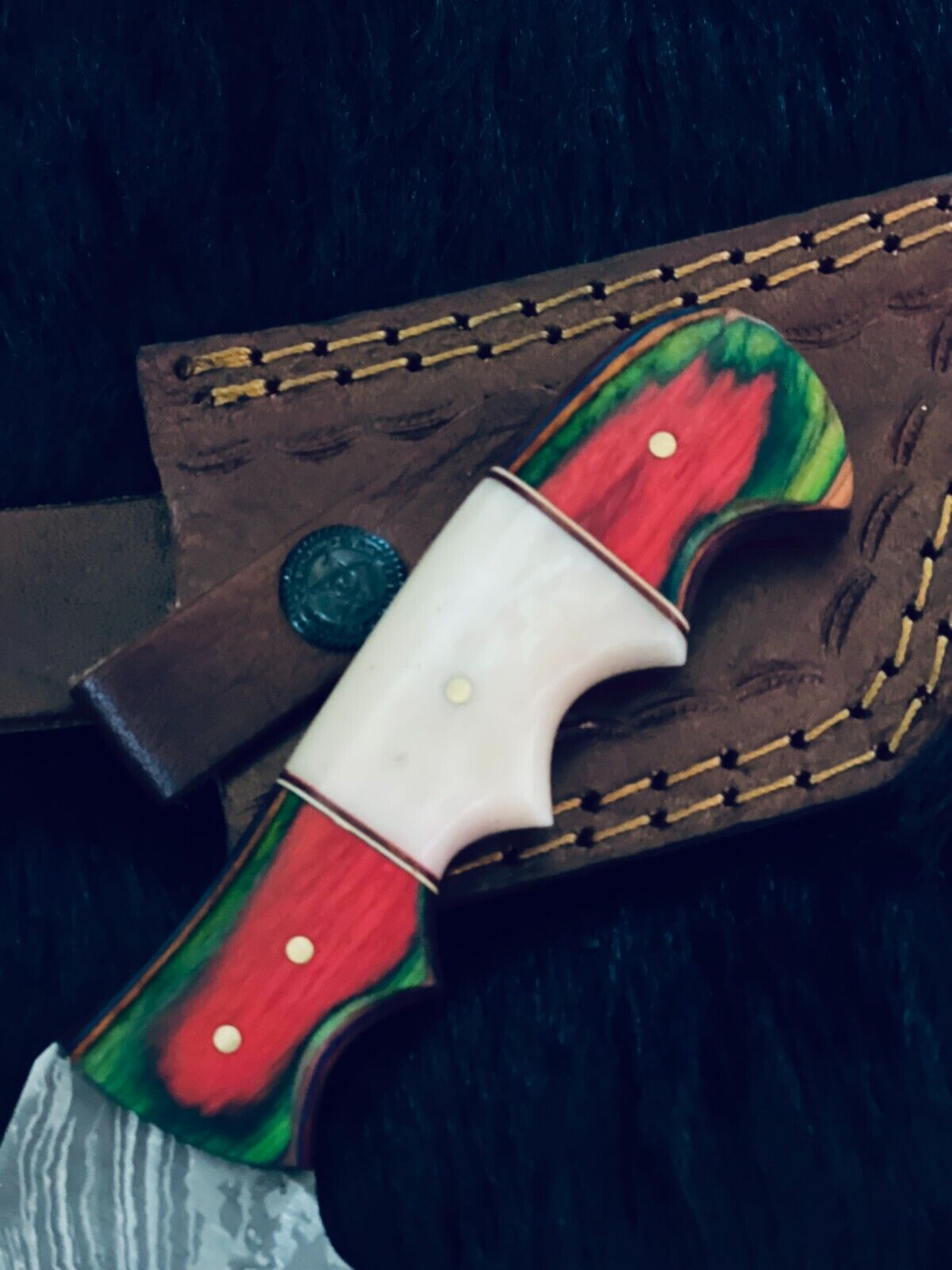 8.5" Twist Damascus Bowie Knife – Camel Bone & Wood Handle