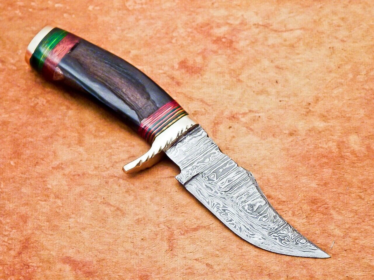 6" Damascus Steel Hunting Knife – Ram Horn & Hardwood Handle | Compact Handmade Blade with Sheath