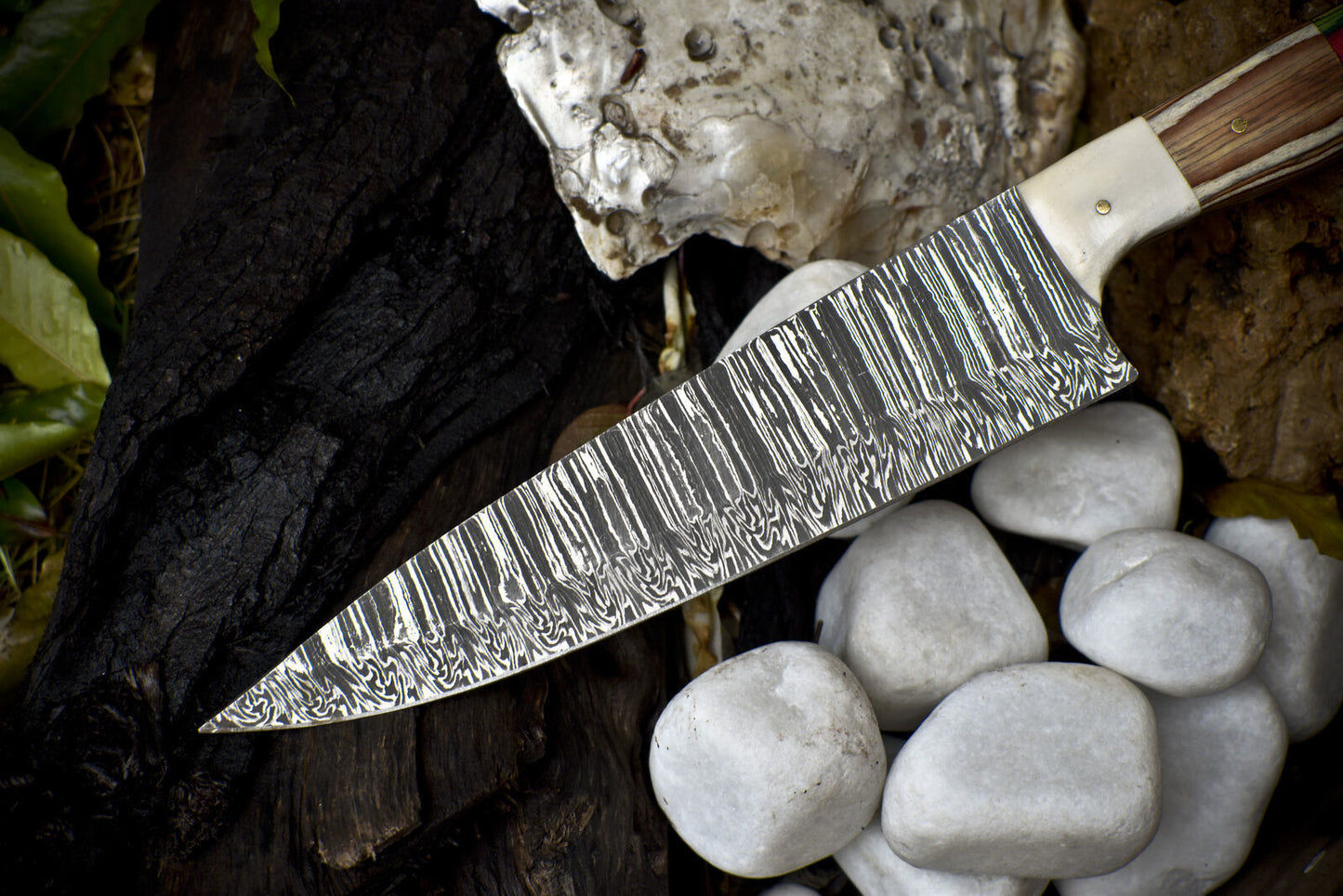 Hand Forged Twist Damascus Chef Knife with Hard Wood Handle – Tactical & Rare