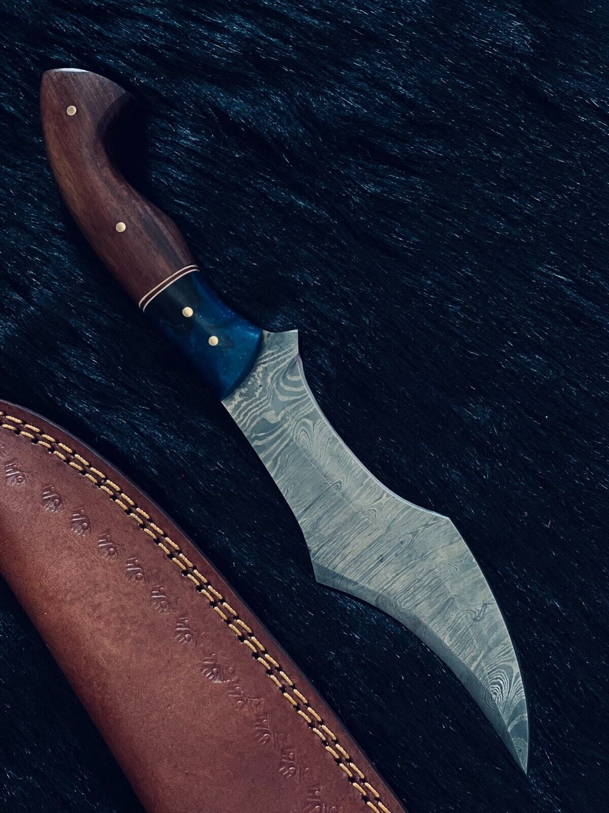 Heritage Forge 10.5 Inch Fire Damascus Steel Skinner Hunting Knife with Camel Bone and Natural Wood Handle