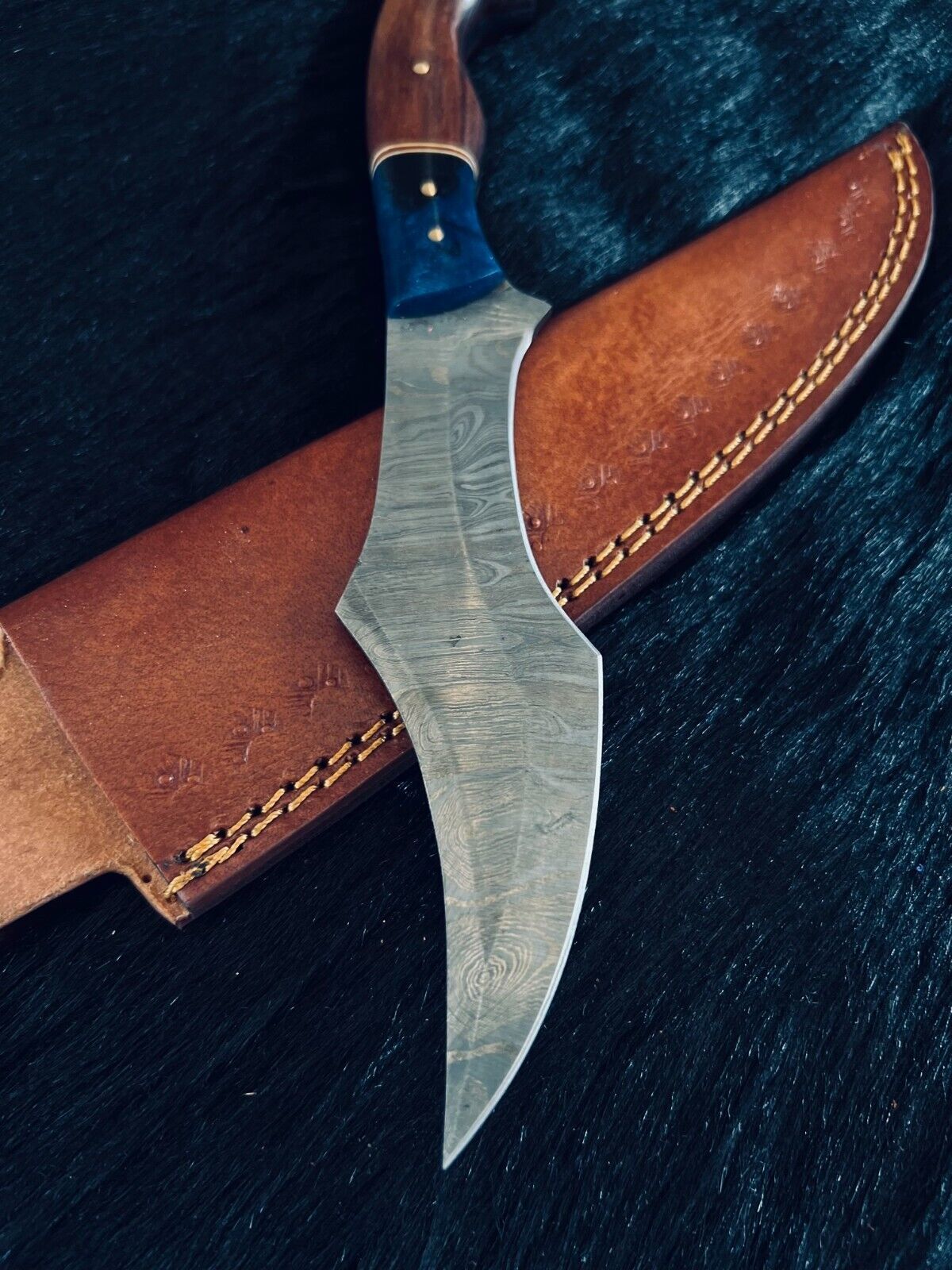 Heritage Forge 10.5 Inch Fire Damascus Steel Skinner Hunting Knife with Camel Bone and Natural Wood Handle