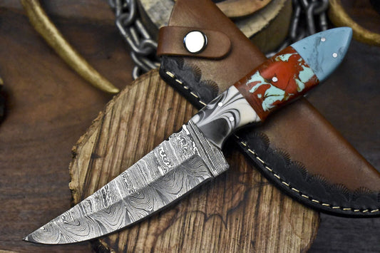 Twist Damascus Skinner Knife with Corian Handle and Micarta Bolster – Custom Forged Hunter’s Blade