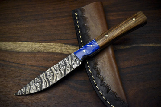 7.5" Twist Damascus Skinner Knife with Walnut Wood Handle – Custom Forged Outdoor Survival Blade