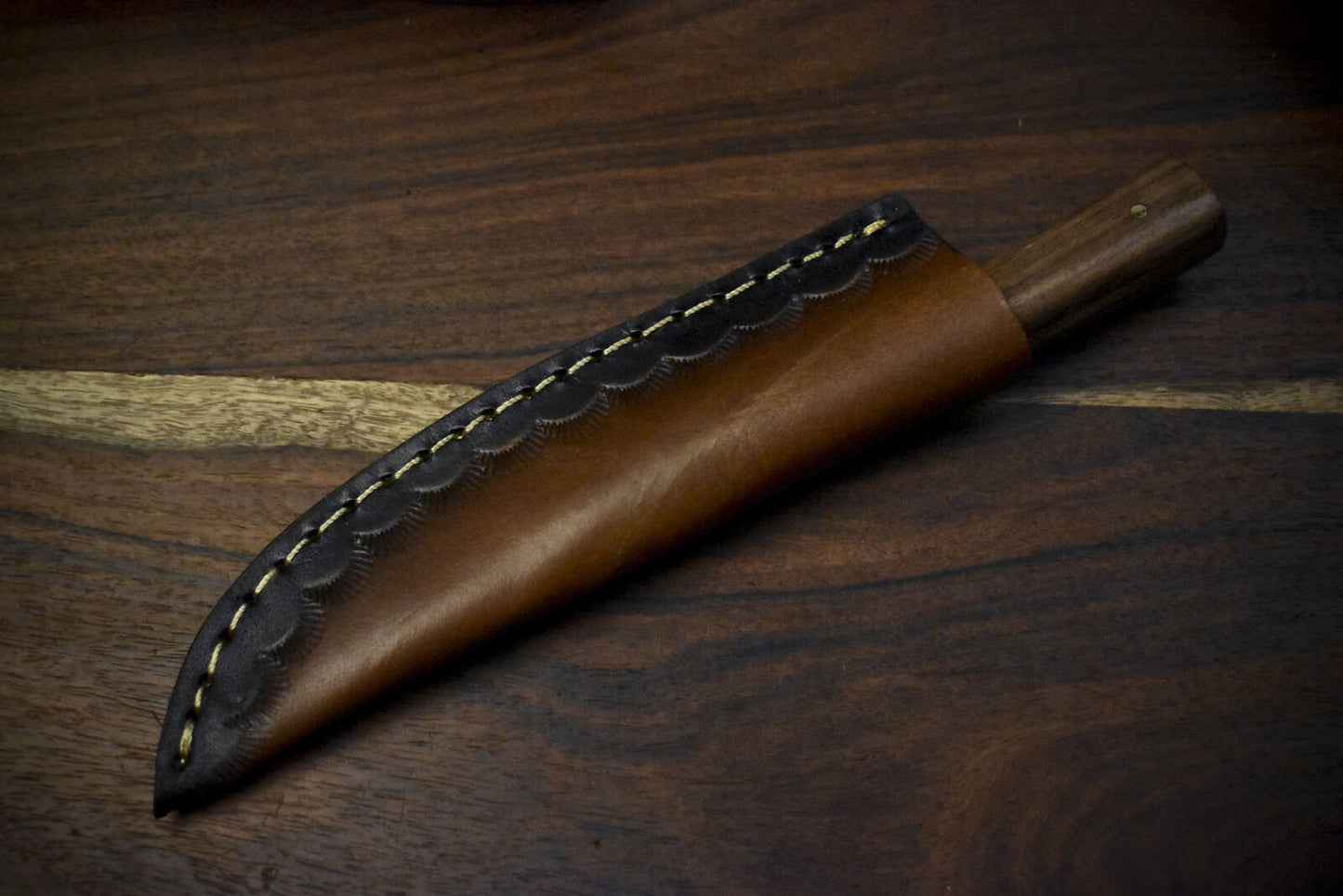7.5" Twist Damascus Skinner Knife with Walnut Wood Handle – Custom Forged Outdoor Survival Blade