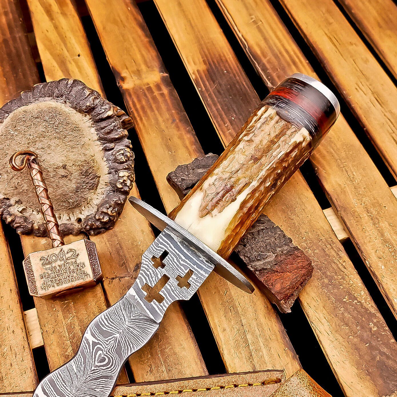 Hand-Forged Damascus Steel Kris Bowie Knife with Stag Horn Handle – 15"