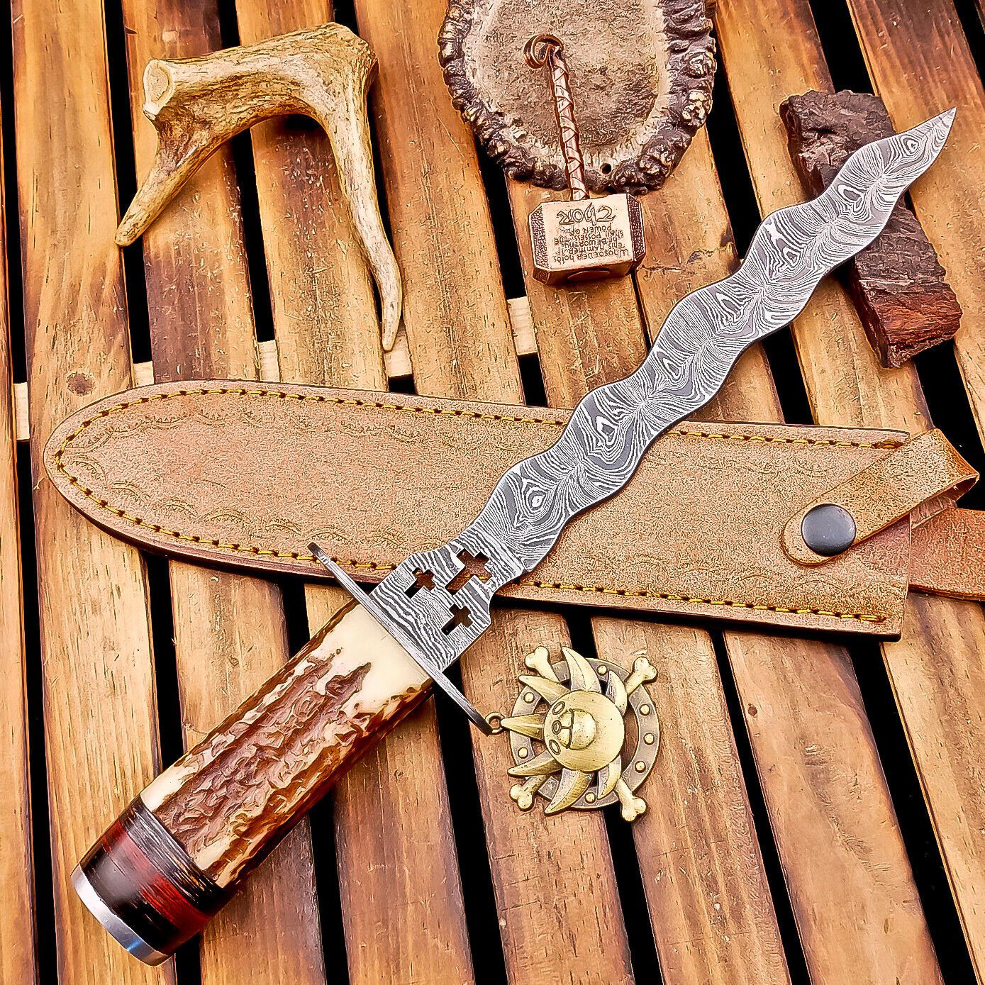 Hand-Forged Damascus Steel Kris Bowie Knife with Stag Horn Handle – 15"