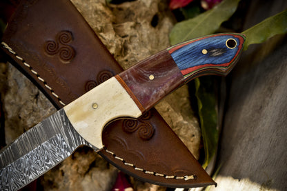 Handmade Twist Damascus Skinner Knife with Mixed Material Handle for EDC and Bushcraft