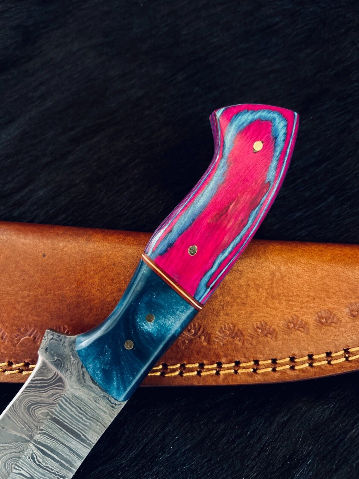 Heritage Forge 9.75 Inch Damascus Steel Bowie Knife Camel Bone and Wood Handle