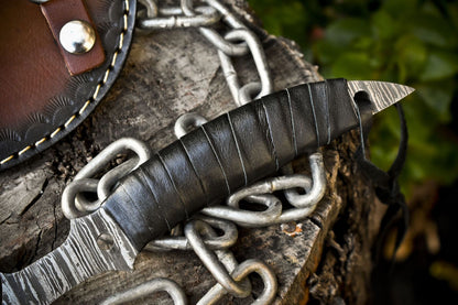 Clever Chopper Axe Knife Twist Damascus Steel with Leather Wrapped Wootz Handle and Sheath