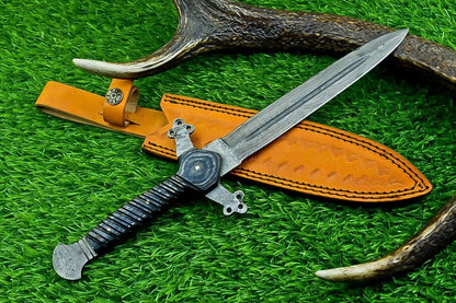 12.5 Inch Handmade Damascus Steel Hunting Bowie Dagger Knife with Hardwood Handle