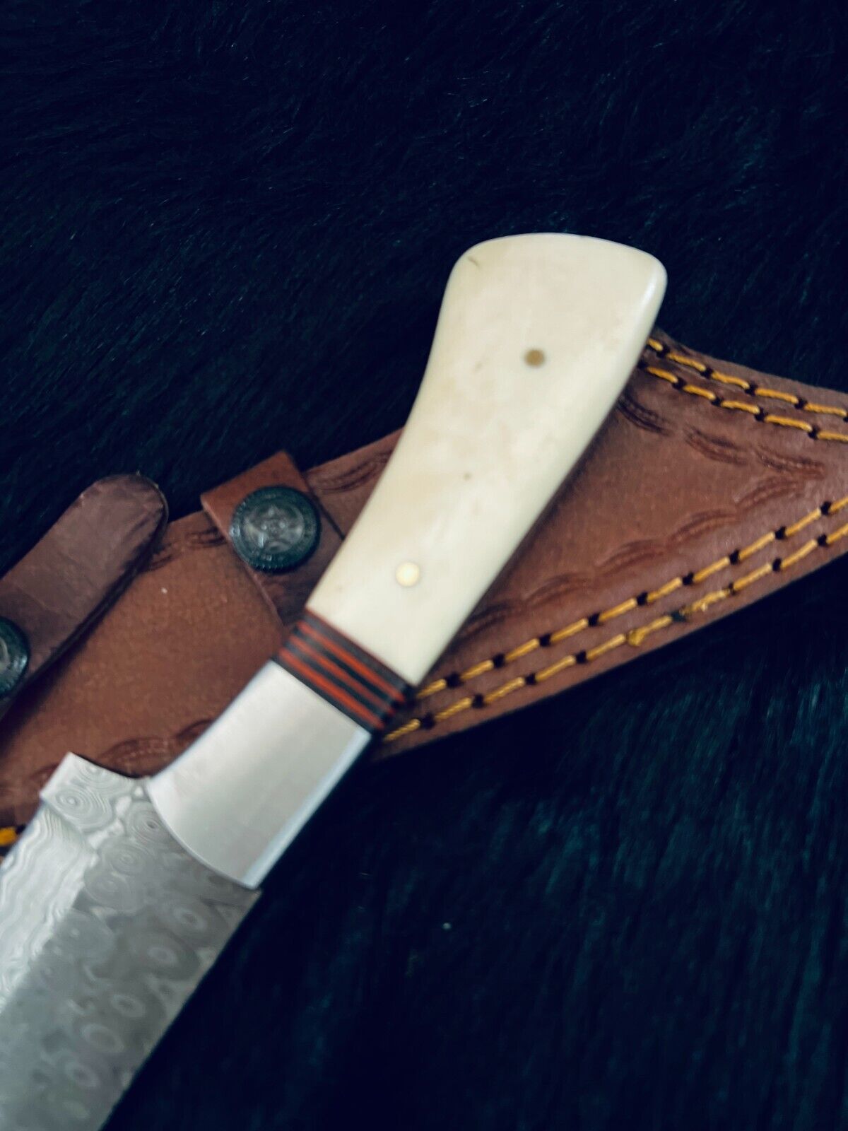 10 Inch Handmade Twist Damascus Machete Hunting Knife with Camel Bone and Wood Handle