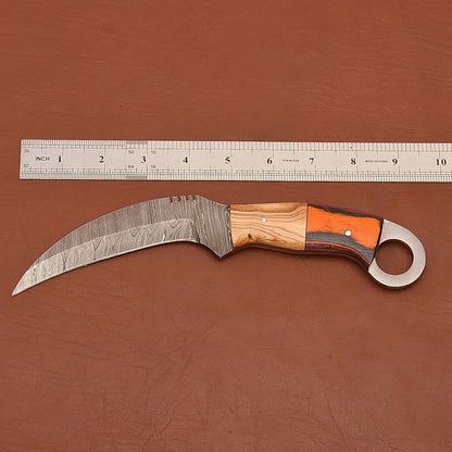 Damascus Karambit Handmade Damascus Steel Karambit Knife with Wood Handle