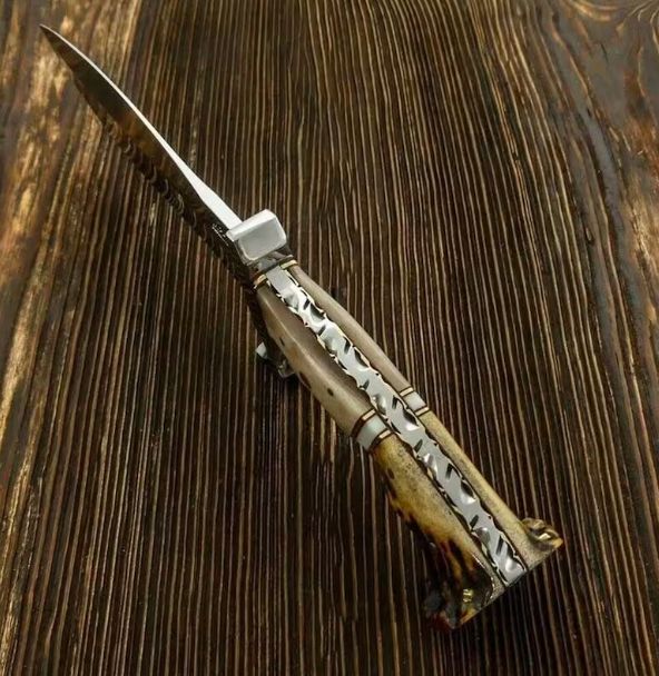 Handmade D2 Steel 14-Inch Bowie Hunting Knife – Natural Deer Antler Handle