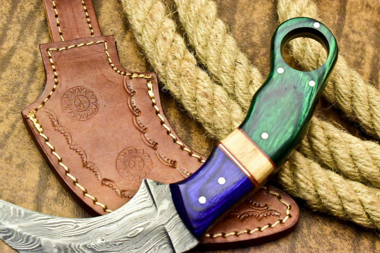 9" Handmade Damascus Karambit Full Tang Karambit Damascus Steel Knife With Wood Handle