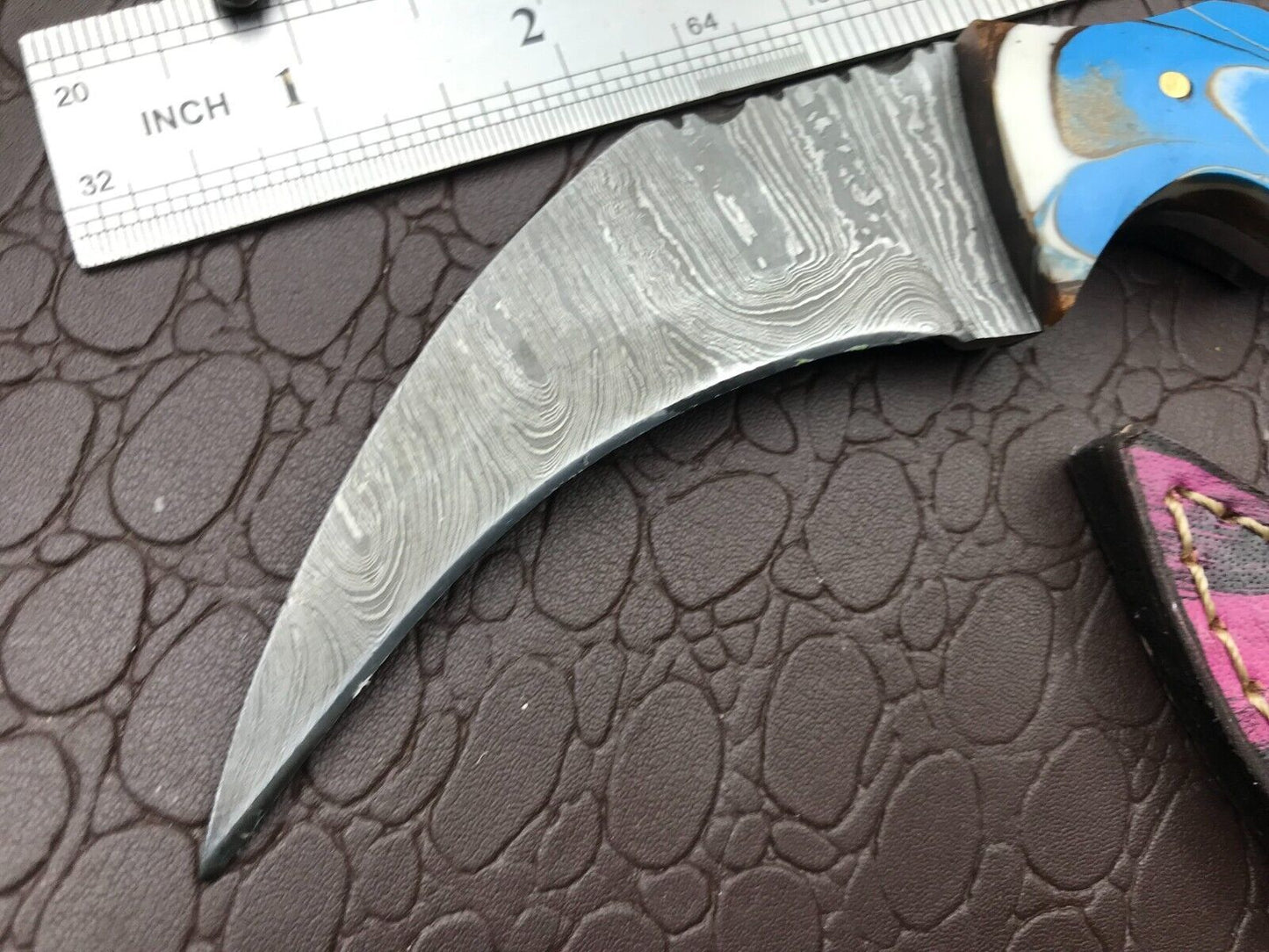 Hand Forged Damascus Karambit Knife Best Karambit Damascus Steel With Resin Handle