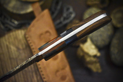 Handmade Damascus Skinner Knife Twist Pattern Walnut Wood Fishing Blade