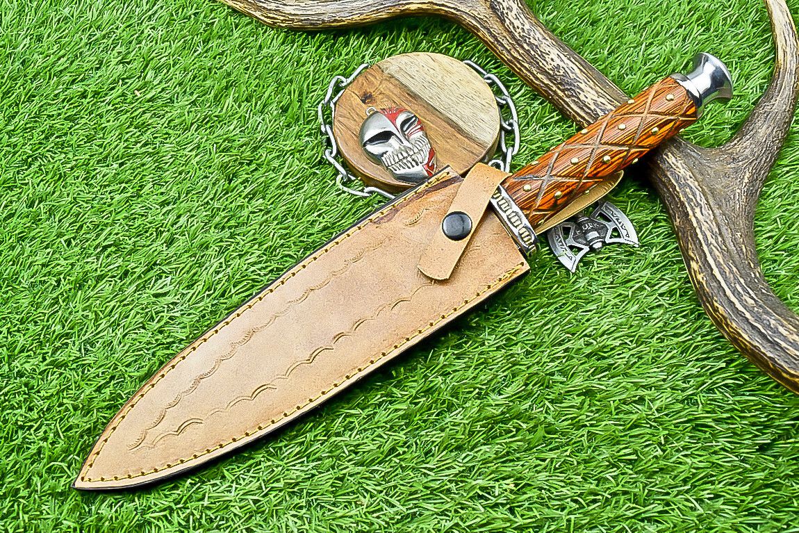 13.5 Inch Handmade Damascus Steel Dagger Knife with Wood Handle