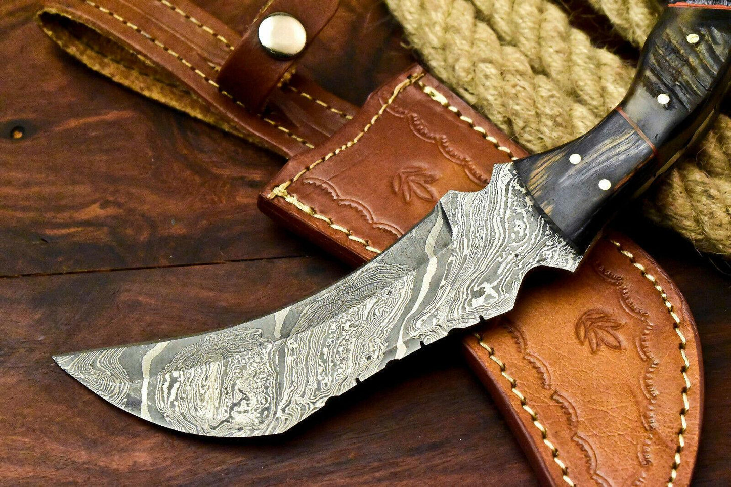 Handmade Damascus Karambit Twist Karambit Damascus Steel Knife With Ram’s Horn Handle