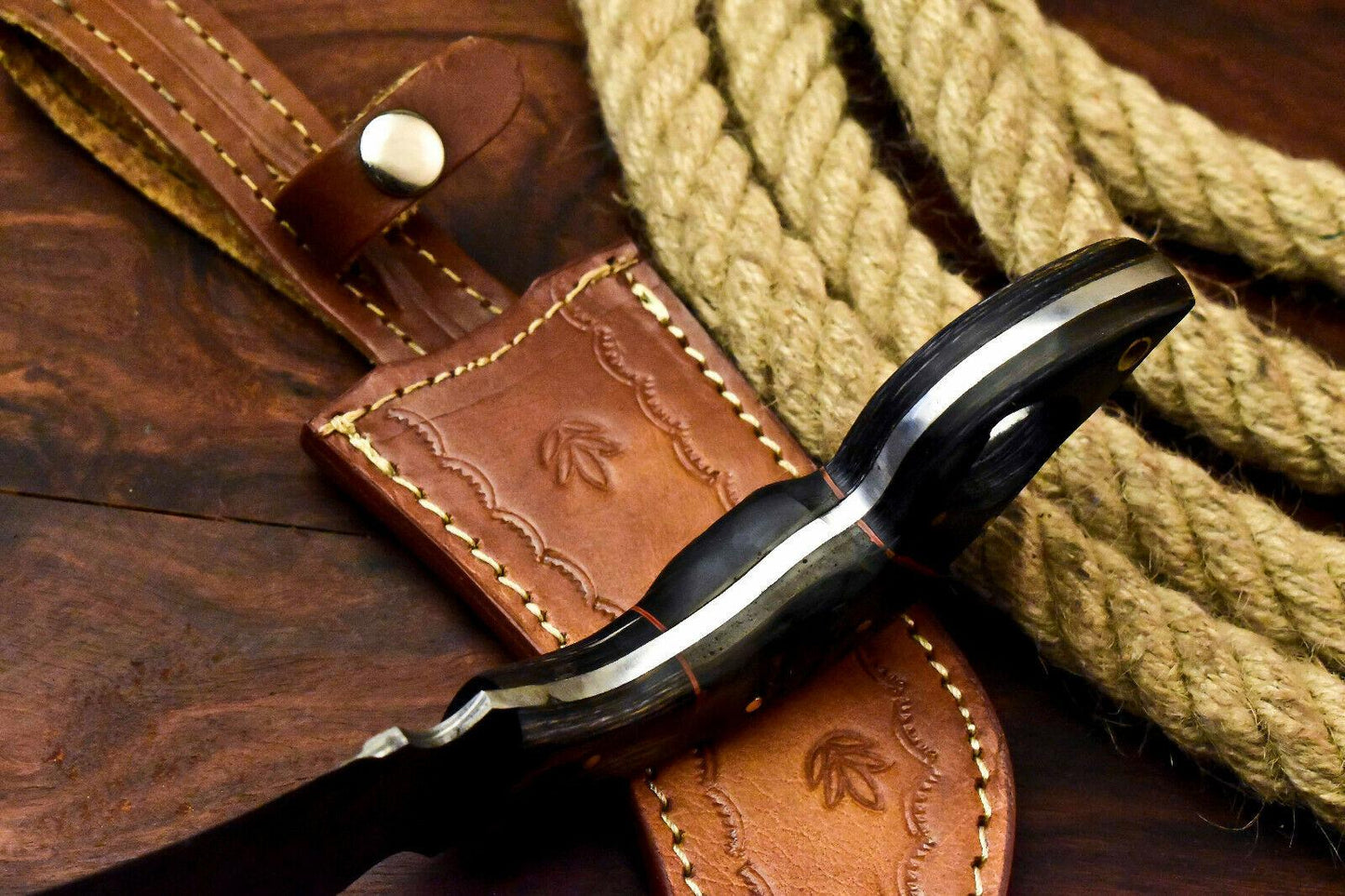 Handmade Damascus Karambit Twist Karambit Damascus Steel Knife With Ram’s Horn Handle