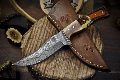 Twist Damascus Skinner Knife with Mixed Handle – 8" Hand Forged Hunting Blade Razor Sharp