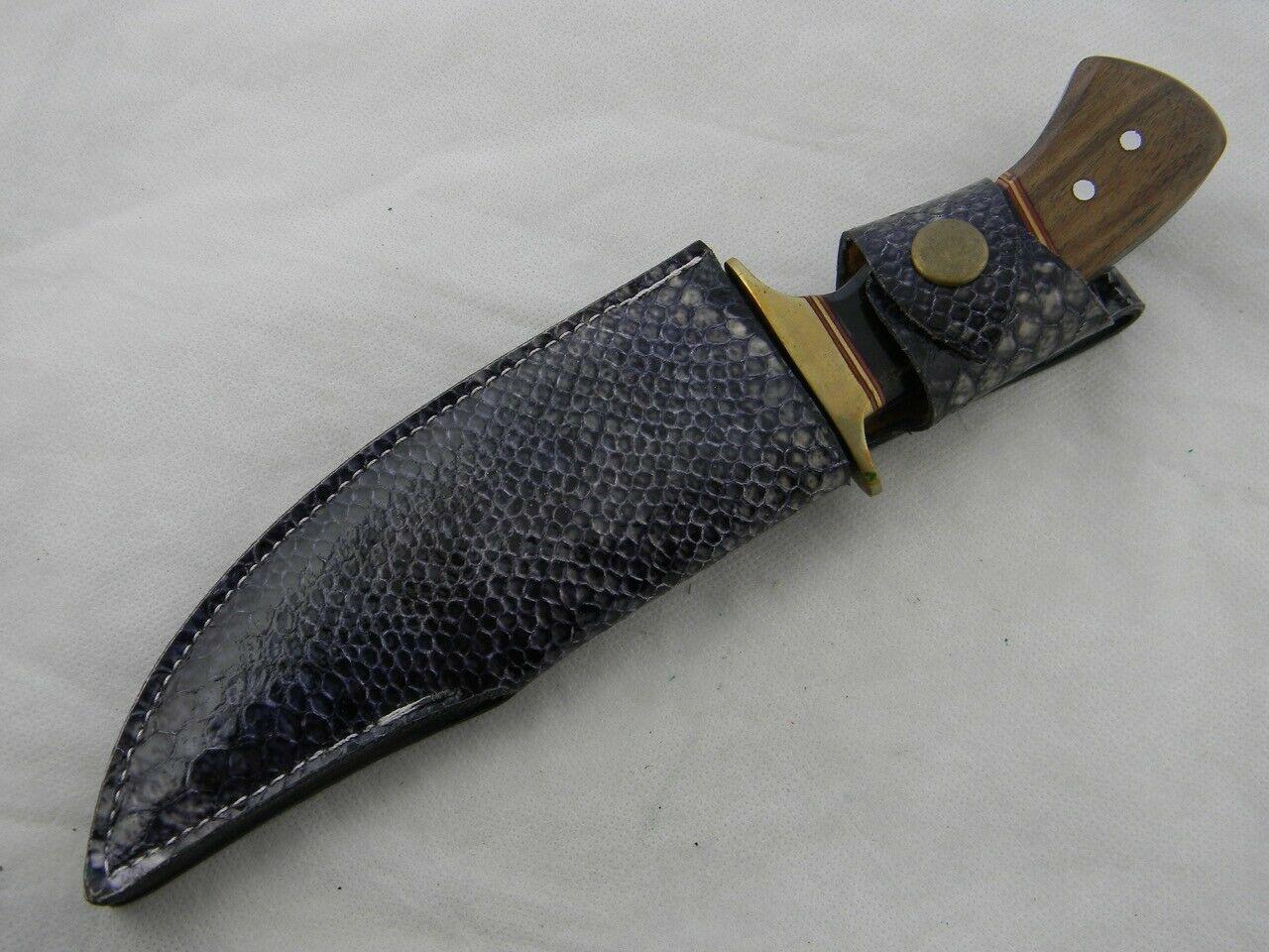 Custom Hand Made Bowie Knife | Damascus Blade | Water Buffalo Horn & Wood Handle