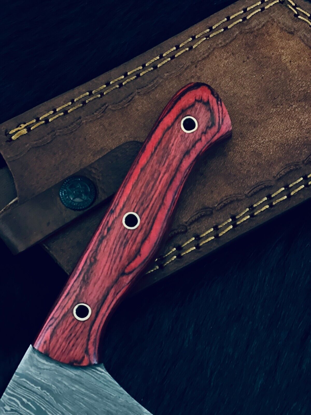 11" Twist Damascus Steel Bowie Knife – Cleaver Style, Camel Bone Handle