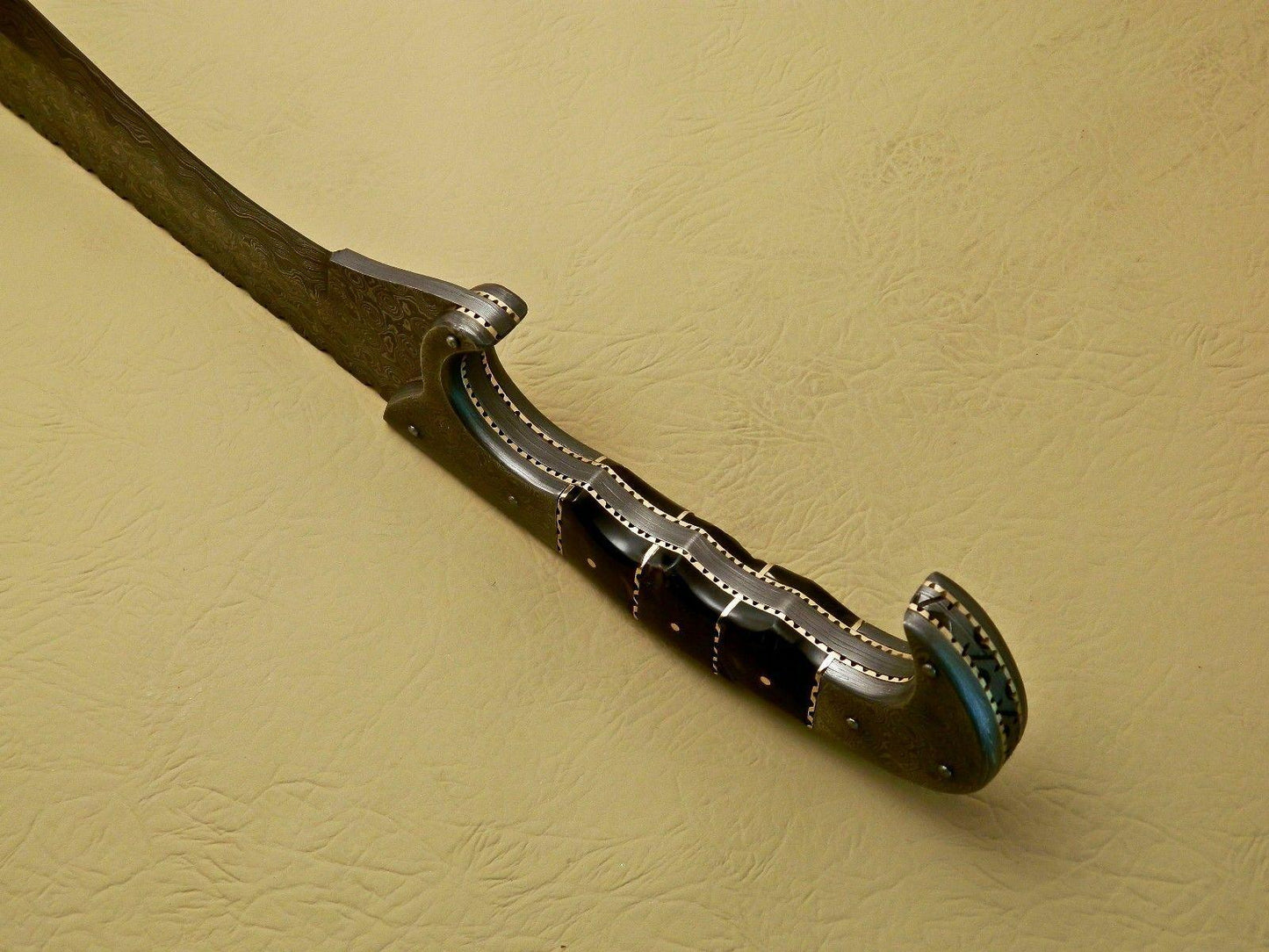 18" Hand-Forged Damascus Bowie Hunting Sword Knife – Ram Horn Handle