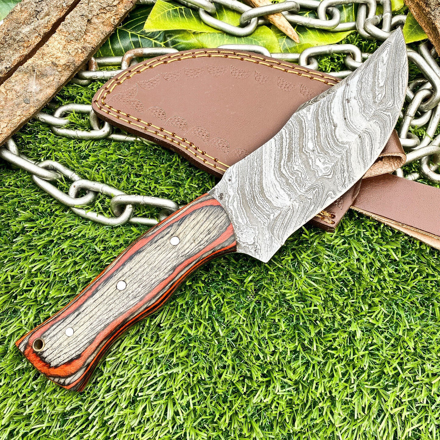Custom Handmade Damascus Steel Full Tang Tracker Knife – Hardwood Handle, Brass Bolsters & Leather Sheath