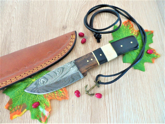 Custom Handmade Full Tang Forged Damascus Steel Hunting Bowie Camping Knife | Durable Outdoor Blade