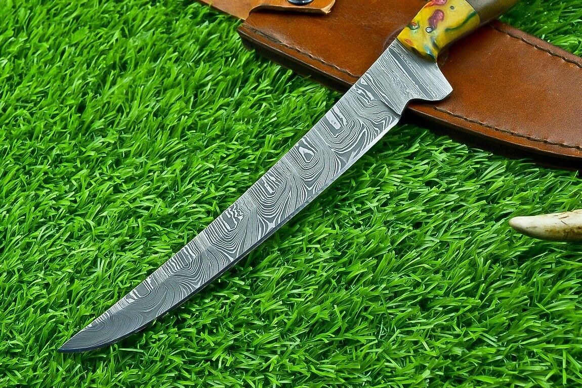Forged Damascus Steel Fillet Knife – Custom Kitchen Chef Knife with Resin & Natural Wood Handle