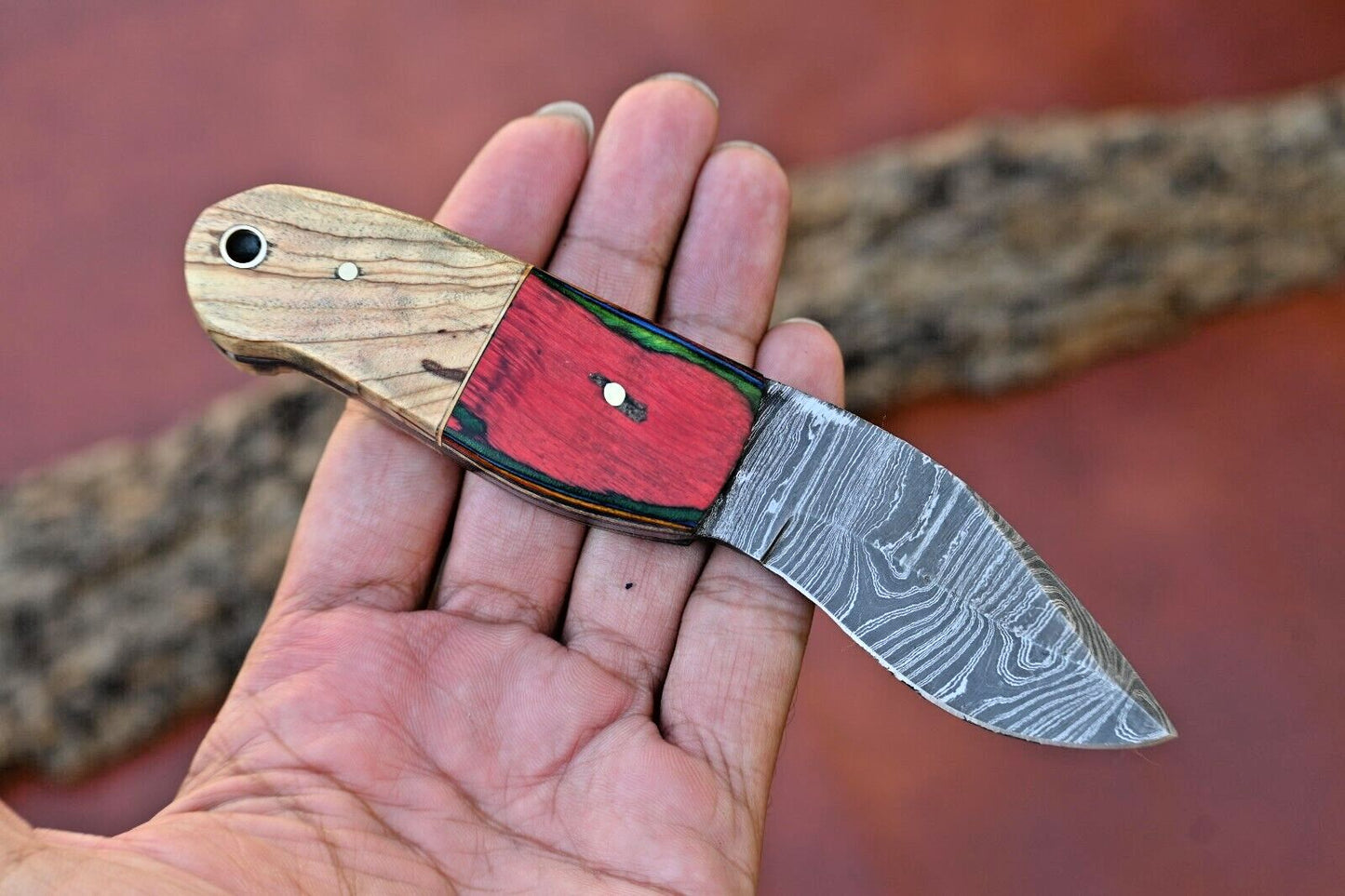 Twist Pattern Damascus Skinner Knife with Wood Handle and Leather Sheath