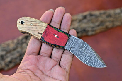 Twist Pattern Damascus Skinner Knife with Wood Handle and Leather Sheath