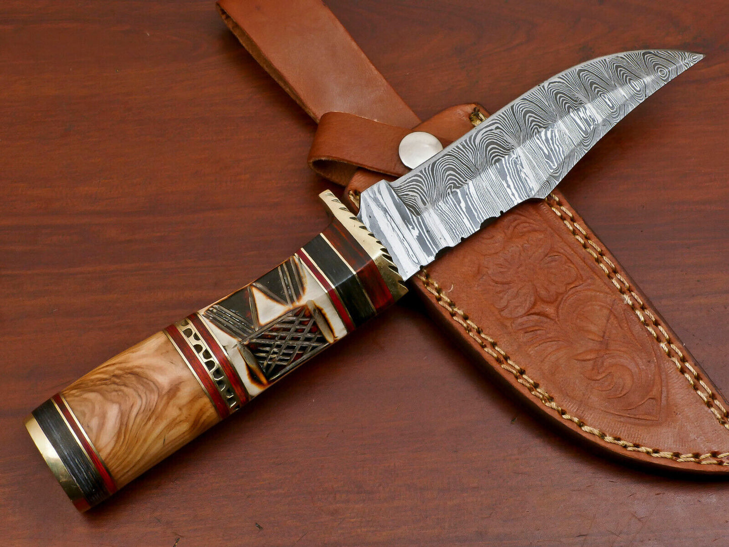 Damascus Steel Hunting Knife with Camel Bone Olive and Pakka Wood Handle