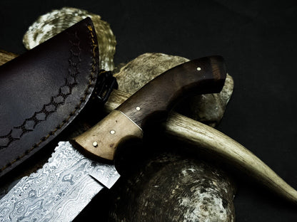 Handmade Damascus Steel Hunting Survival Tracker Knife with Wood Handle and Leather