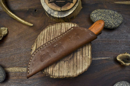 8.5" Ladder Damascus Skinner Knife with Hardwood Handle for Everyday Carry & Hunting