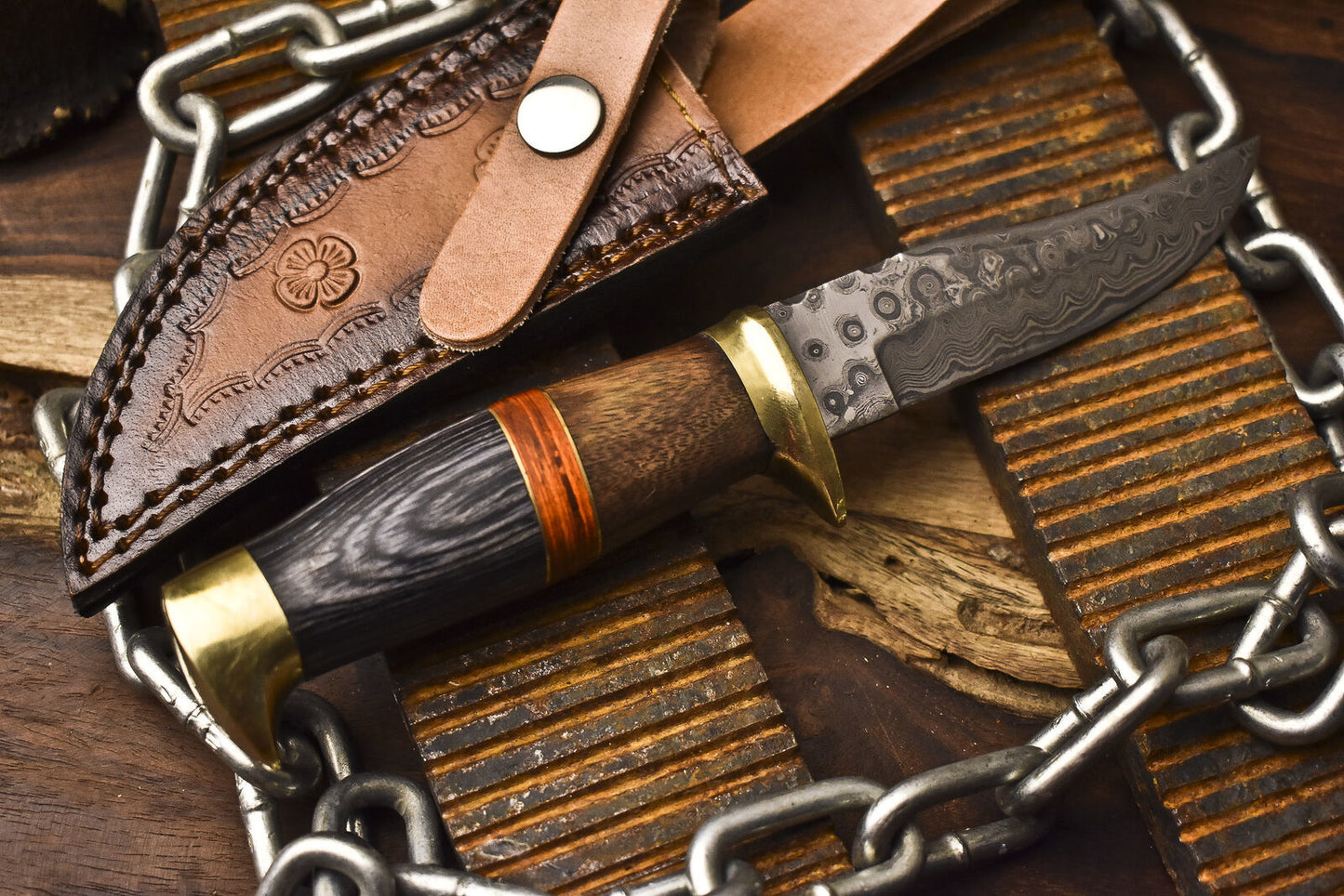 Handmade Damascus Skinner Hunting Knife Rain Drop Pattern with Hard Wood Handle and Brass Guard