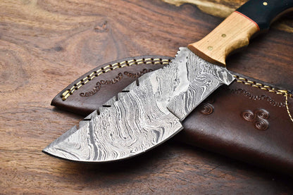 Rare Handmade Damascus Blade Camping Tracker Full Tang Knife with Leather Sheath