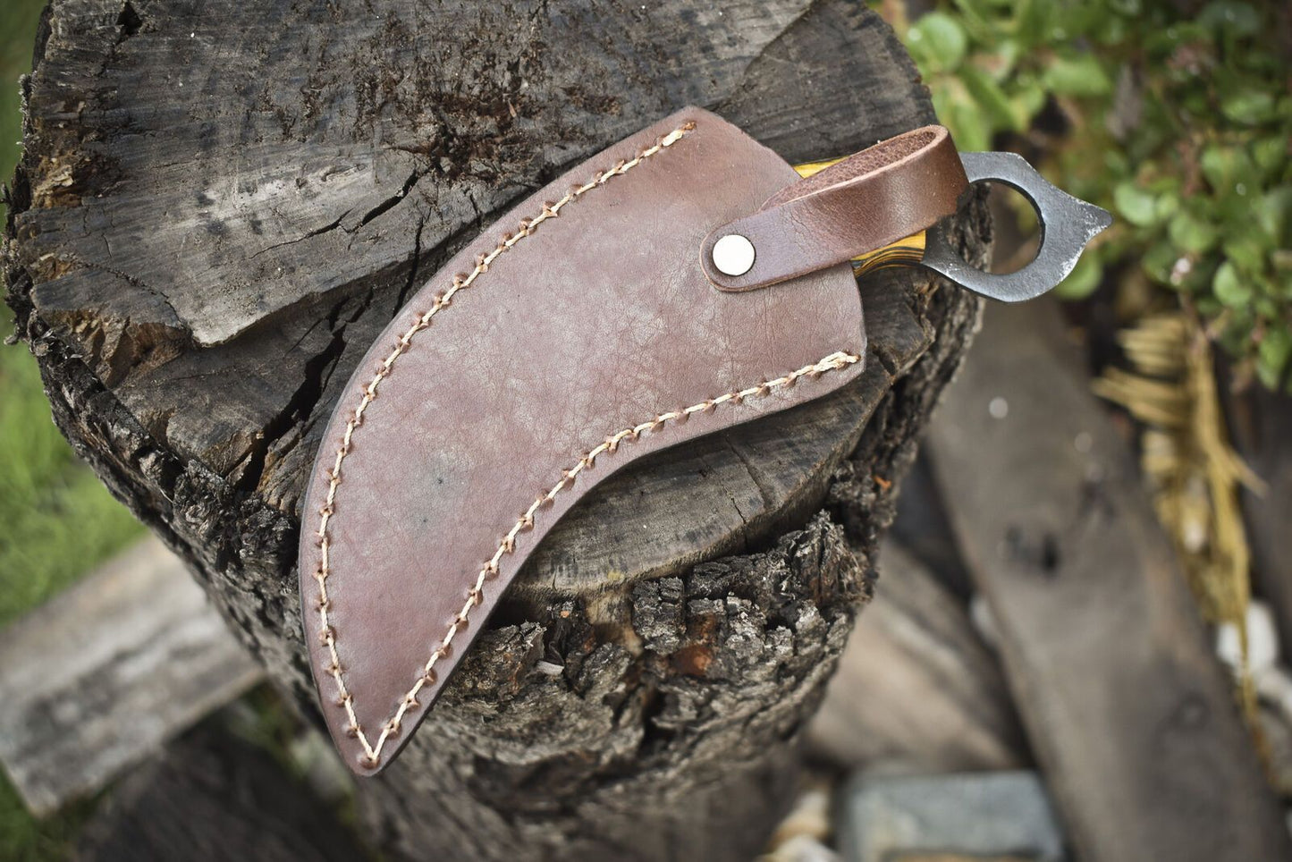 Hand Forged D2 Steel Best Karambit Knife Fixed Blade Karambit with Hard Wood Handle